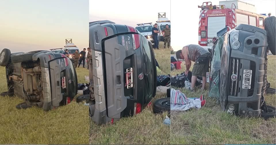 Lee más sobre el artículo Cinco personas heridas tras impresionante vuelco en la Autopista