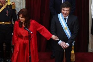 Lee más sobre el artículo Milei firmó el proyecto de Ficha Limpia y Cristina podría quedar afuera de las elecciones