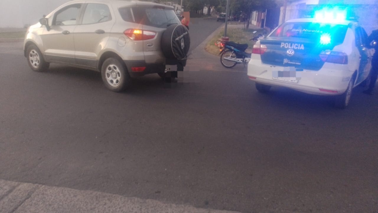 Lee más sobre el artículo Una mujer lesionada tras choque entre moto y auto