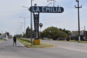 Lee más sobre el artículo Un joven sufrió lesiones tras caer de su moto en La Emilia