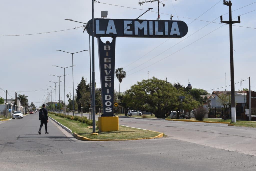 Lee más sobre el artículo Un joven sufrió lesiones tras caer de su moto en La Emilia