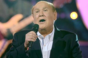 Lee más sobre el artículo Murió Leo Dan, un ícono de la música popular de los 60 