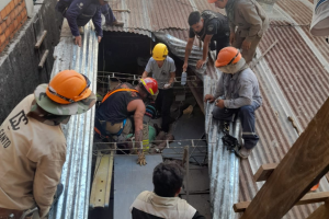Lee más sobre el artículo Increíble: un operario cayó de noveno piso y sobrevivió