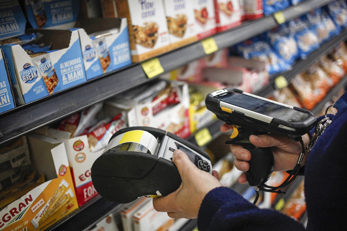 Lee más sobre el artículo La inflación de diciembre llegó a 2,7 y cerró el año en 117,8 por ciento