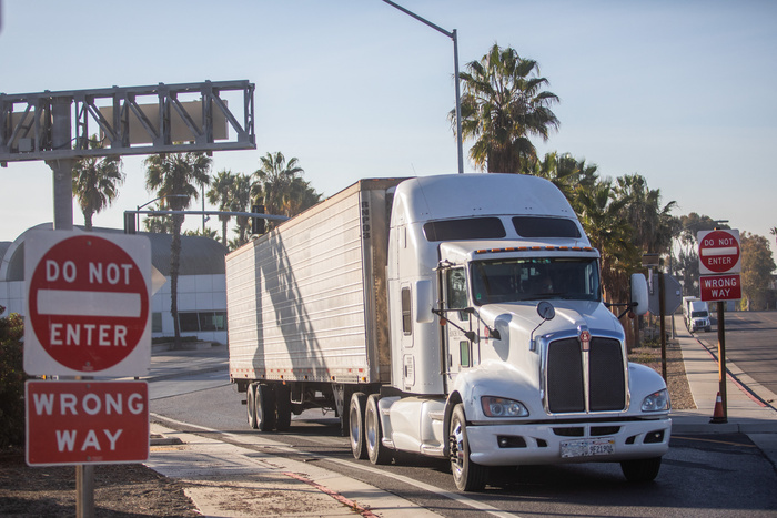 Lee más sobre el artículo Trump firmó la orden ejecutiva para imponer aranceles a México, Canadá y China