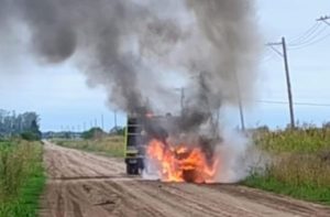 Lee más sobre el artículo Se incendió un automóvil y hubo otro accidente en San Nicolás