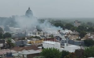 Lee más sobre el artículo Voraz incendio en una vivienda de la zona céntrica