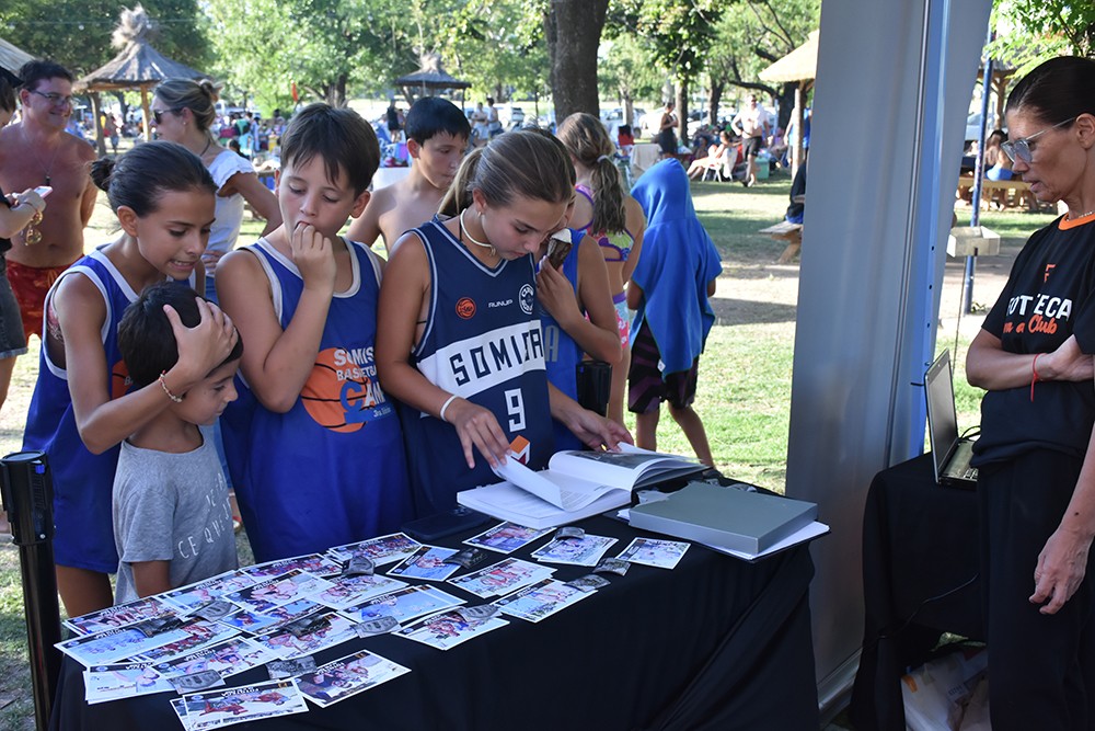 Lee más sobre el artículo La Fototeca de Ternium llega a los clubes de la ciudad
