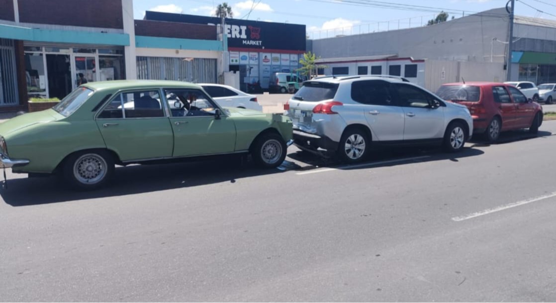 Lee más sobre el artículo Choque en cadena sobre Avenida Savio y Cochabamba