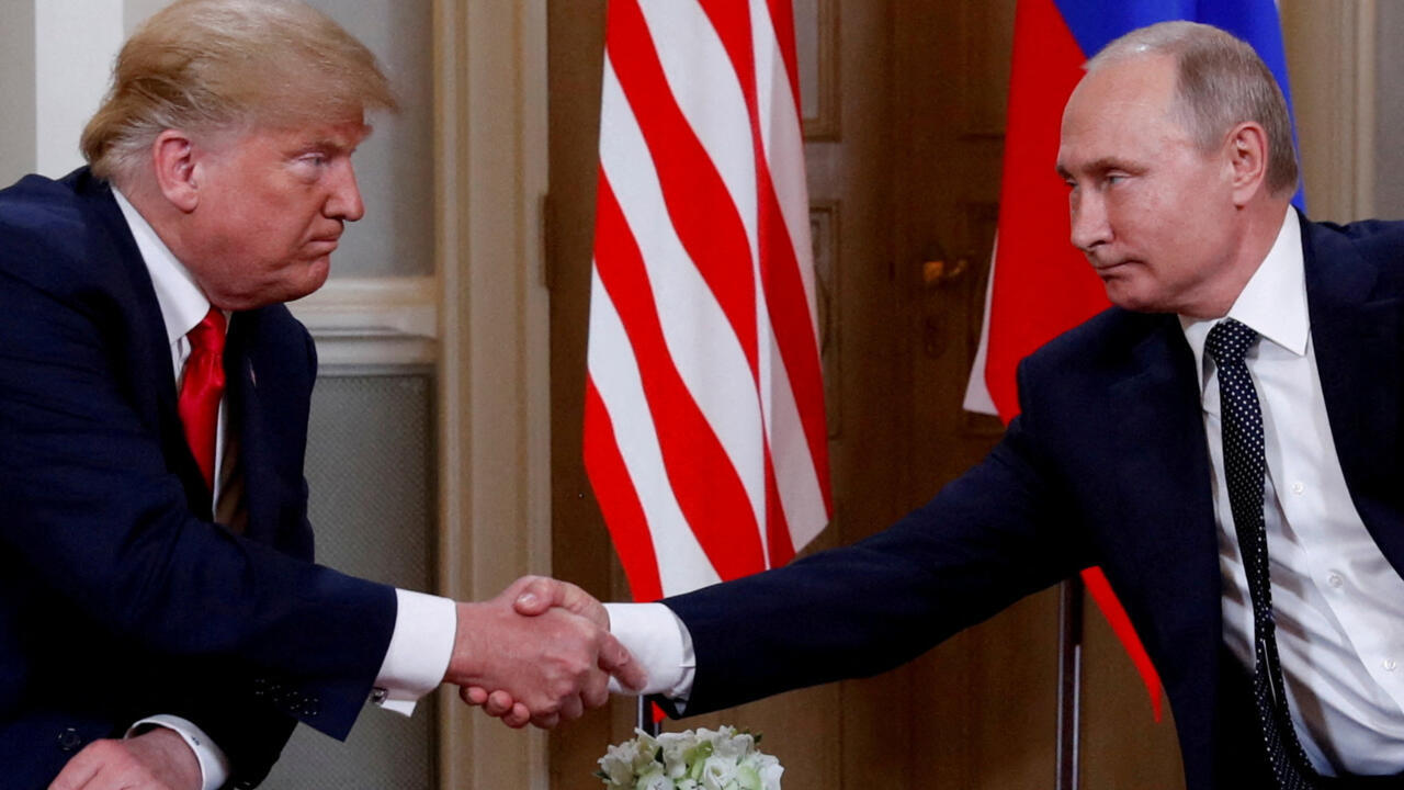 Lee más sobre el artículo Donald Trump habló con Vladimir Putin y acordó el comienzo de negociaciones para poner fin a la guerra en Ucrania