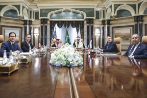 Lee más sobre el artículo EE.UU. y Rusia dieron en Riad un primer paso para poner fin a la guerra en Ucrania