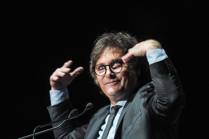 Lee más sobre el artículo El Gobierno trabaja en un nuevo decreto para destruir el Estado