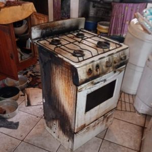 Lee más sobre el artículo Explotó la garrafa y se incendió una vivienda en zona norte