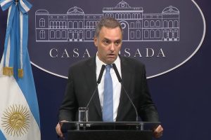 Lee más sobre el artículo El Gobierno anunció que desclasificará archivos de la SIDE sobre la dictadura