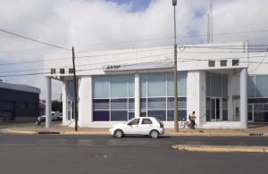 Lee más sobre el artículo El gobierno cerró la ex AFIP en San Nicolás: ¿Qué pasará con los 35 empleados?
