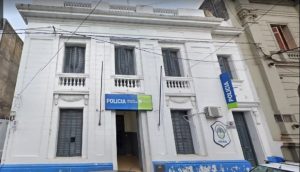 Lee más sobre el artículo Comisaría Primera: escaparon dos detenidos y buscan a uno
