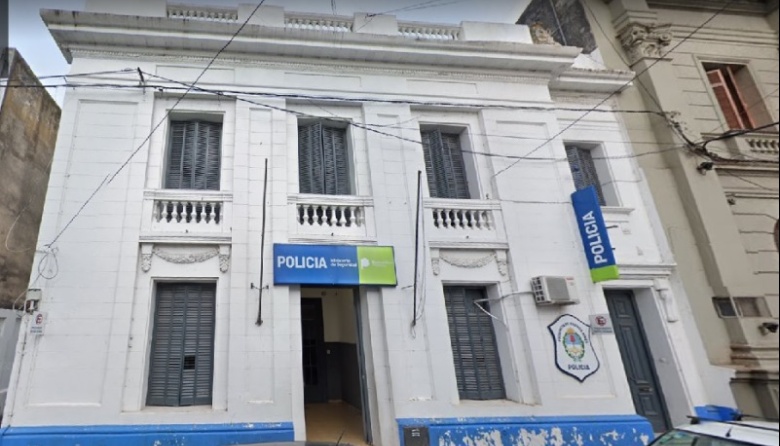 Lee más sobre el artículo Comisaría Primera: escaparon dos detenidos y buscan a uno