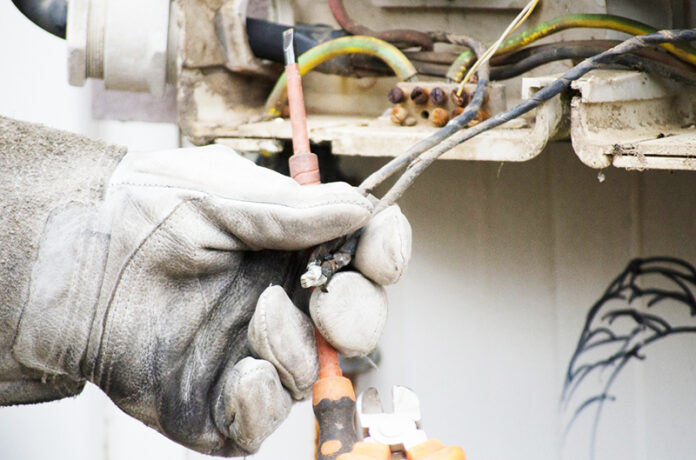 Lee más sobre el artículo La empresa EDEN detectó y denunció por conexiones clandestinas a cuatro comercios de San Nicolás