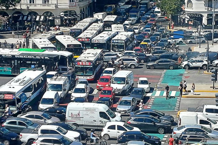 Lee más sobre el artículo Calor y cortes de luz: un día Buenos Aires fue La Ciudad de la Furia