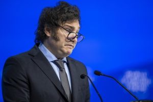 Lee más sobre el artículo La nota del NYT y la amenaza a Kicillof: un gesto de debilidad