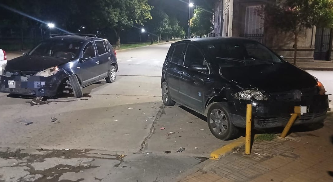 Lee más sobre el artículo Violento accidente de tránsito en la zona céntrica nicoleña