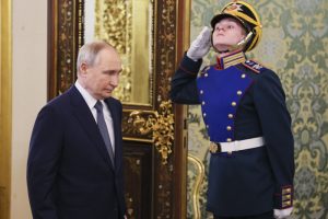 Lee más sobre el artículo Conflicto Rusia Ucrania: Trump espera la respuesta de Putin