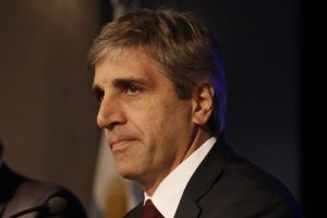 Lee más sobre el artículo Caputo, en la trampa de la devaluación del FMI