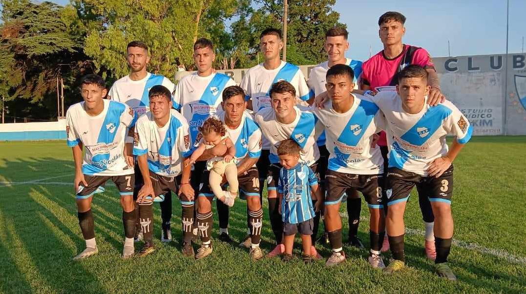 Lee más sobre el artículo Liga Nicoleña de Fútbol: Empate entre Paraná y Regatas