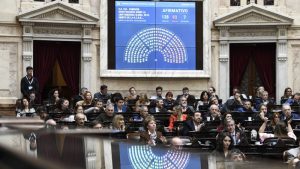 Lee más sobre el artículo Nuevo revés para Milei: el Congreso crea una comisión para investigar la estafa $LiBRA