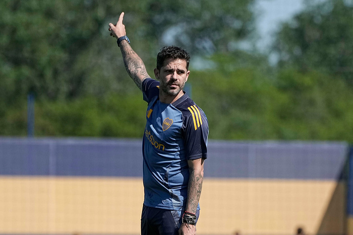 Lee más sobre el artículo Fernando Gago dejó de ser el técnico de Boca
