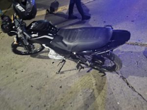 Lee más sobre el artículo Motociclista herido tras caer al asfalto por esquivar un perro