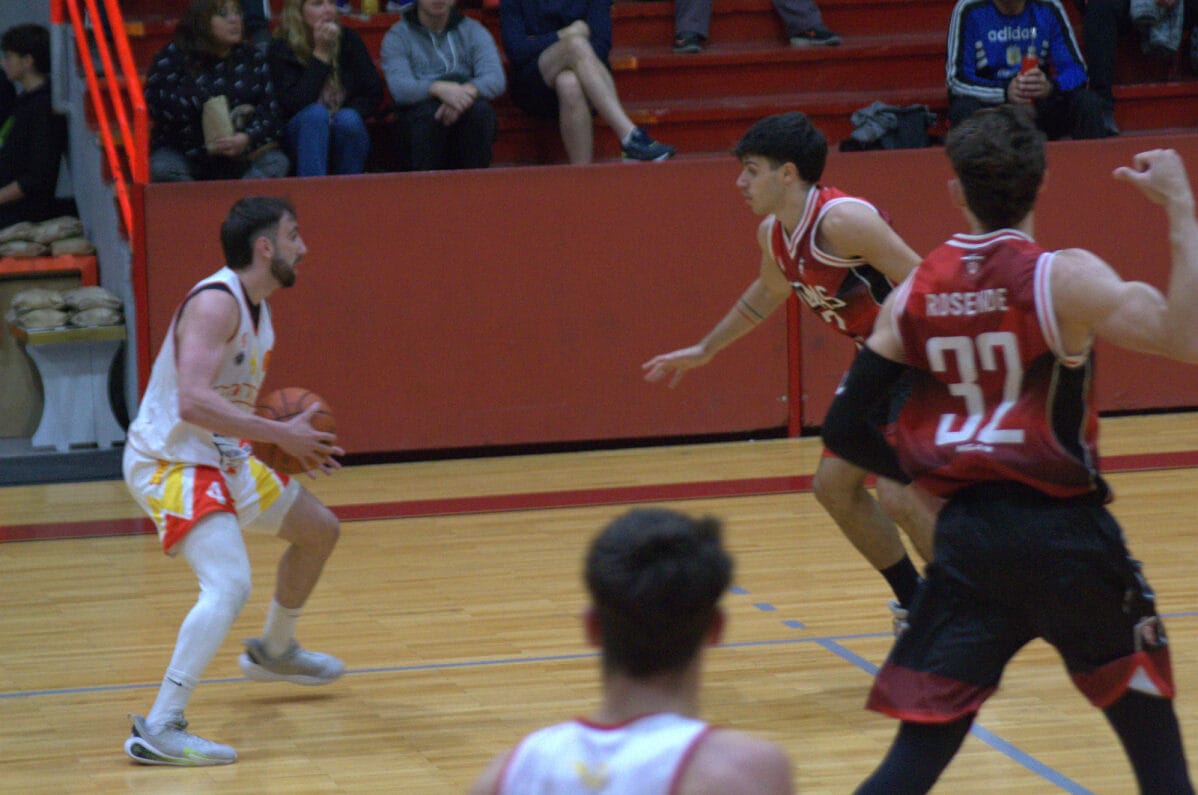 Lee más sobre el artículo Liga Federal de Básquet: dura derrota de Belgrano