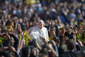 Lee más sobre el artículo Una amplia mayoría del lado de Francisco, no de Milei