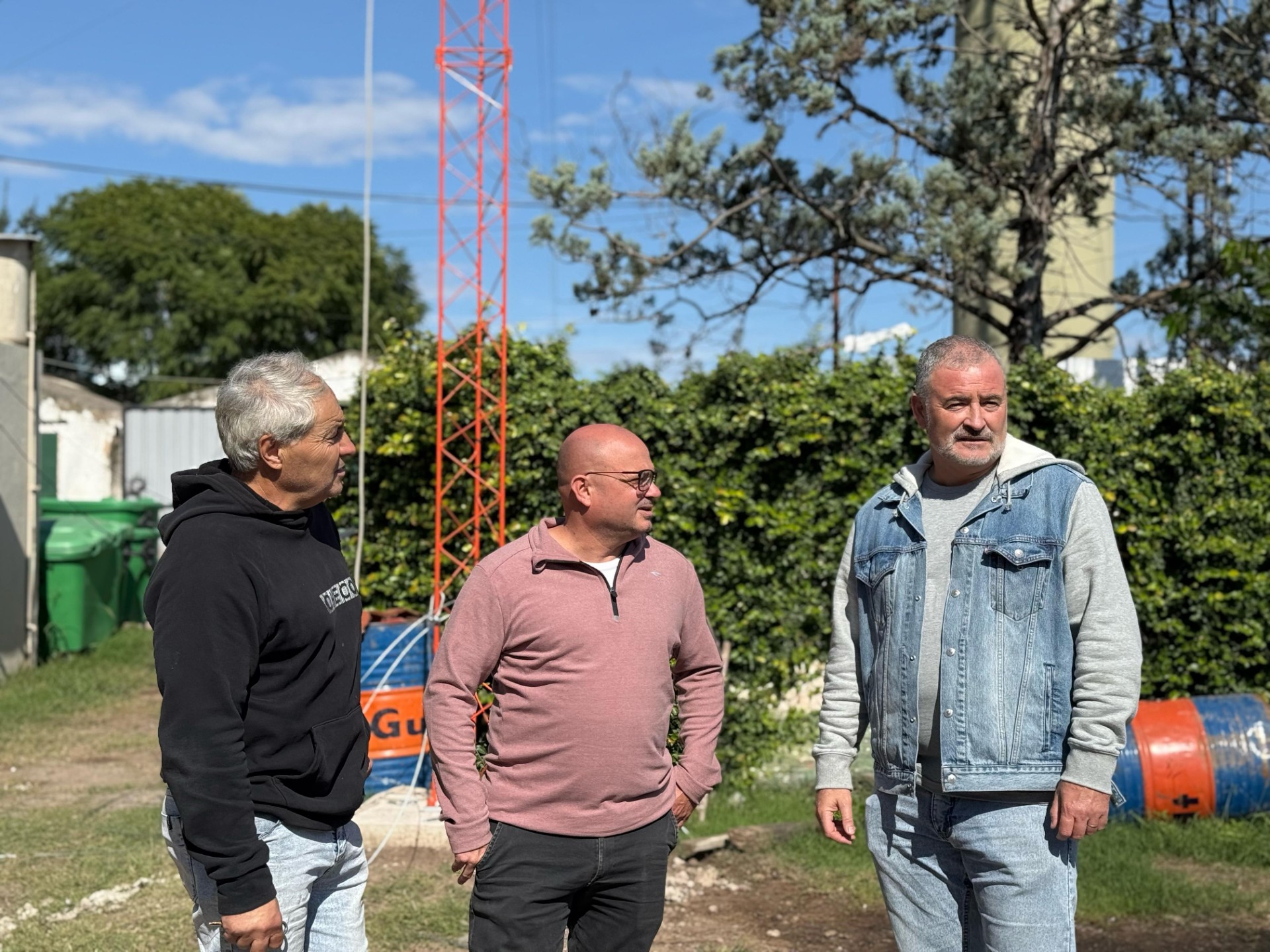 Lee más sobre el artículo Anuncio de Poletti: integran las cámaras de seguridad de Pérez al Centro de Monitoreo de Ramallo