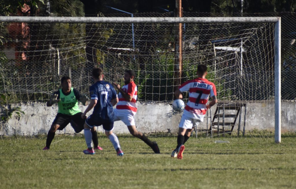 Lee más sobre el artículo Liga Nicoleña de Fútbol: ganó Somisa y se subió transitoriamente a la punta