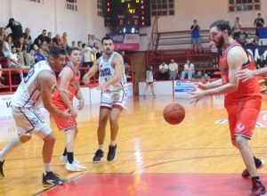 Lee más sobre el artículo Liga Federal de Básquet: dura derrota de Somisa en Zárate