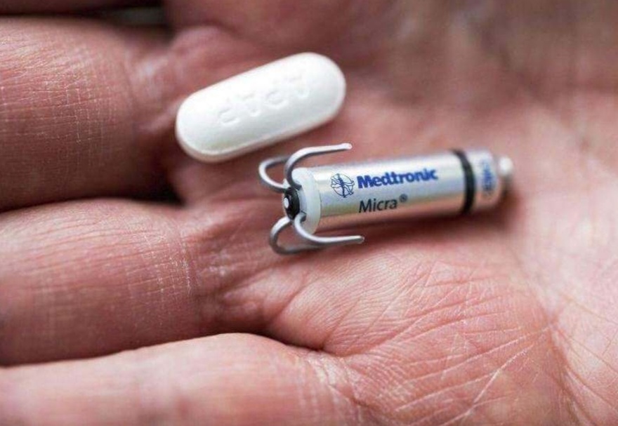 Lee más sobre el artículo Clínica San Nicolás: implantan a un paciente el marcapasos más pequeño del mundo