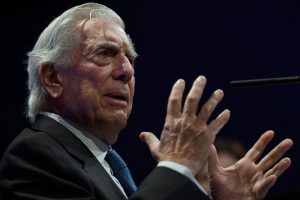 Lee más sobre el artículo Murió el escritor peruano Mario Vargas Llosa, Premio Nobel de Literatura