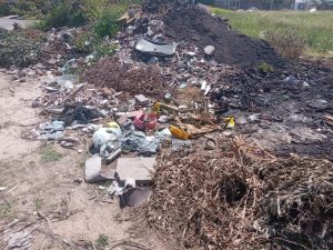 Lee más sobre el artículo El Juzgado de Faltas sancionó a un conductor por tirar escombros en la vía pública