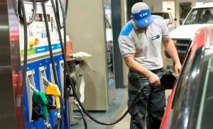 Lee más sobre el artículo YPF confirmó que baja 4% el precio de los combustibles a partir del 1° de mayo