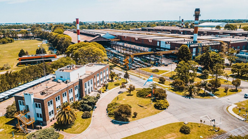 Lee más sobre el artículo Arrancó el paro por tiempo indeterminado en la planta de Acindar