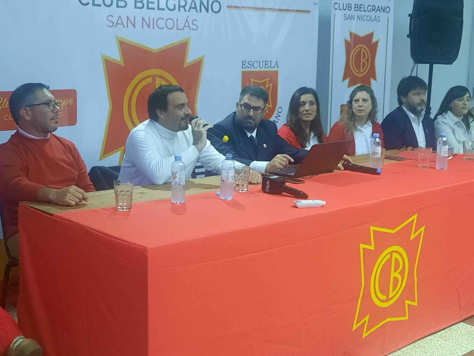 Lee más sobre el artículo El Club Belgrano lanzó su proyecto «Menos pantallas, más deportes»