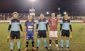 Lee más sobre el artículo Liga Nicoleña de Fútbol: empataron Defensores-Regatas en el cierre de la fecha 12