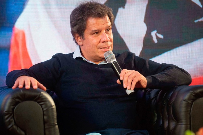 Lee más sobre el artículo Facundo Manes deja la Unión Cívica Radical y crea su propio espacio político