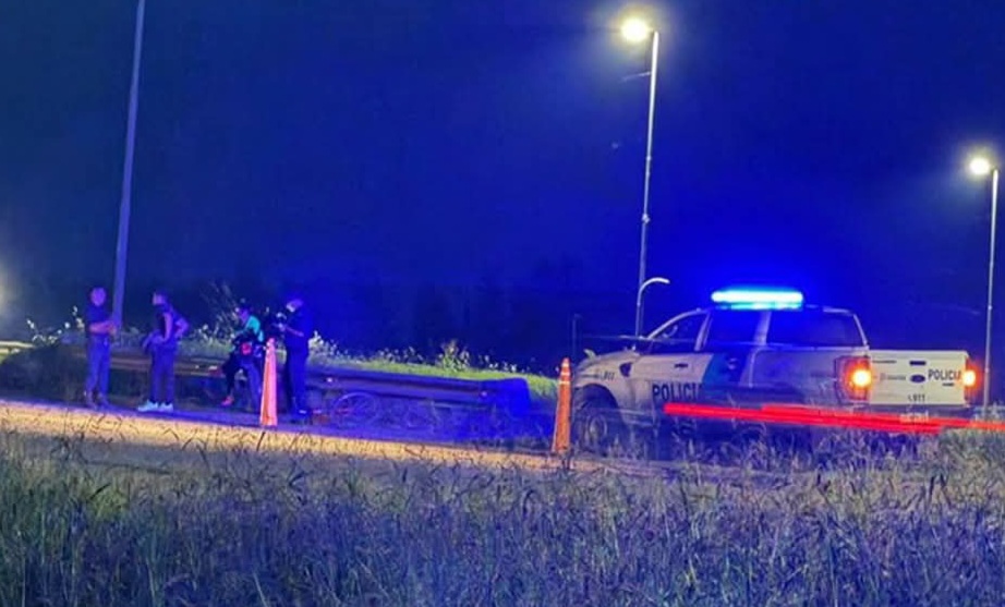 Lee más sobre el artículo Un joven lesionado al chocar moto con bicicleta en el Puente de la Autopista