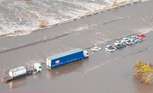 Lee más sobre el artículo Pasó el temporal, pero siguen las rutas cortadas y las inundaciones