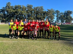 Lee más sobre el artículo Liga Nicoleña de Fútbol: gran victoria de General Rojo, que se mantiene segundo en el Apertura