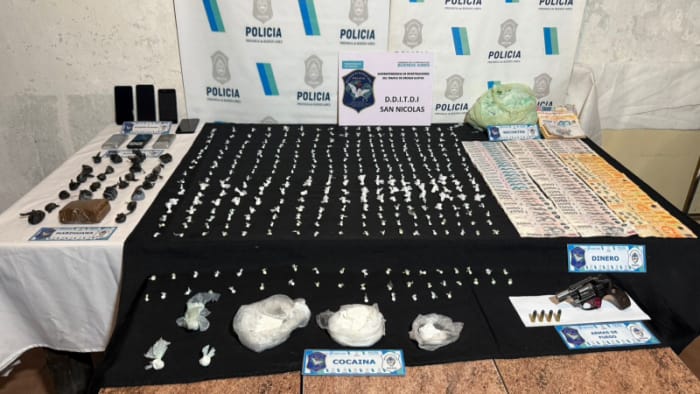 Lee más sobre el artículo Secuestran gran cantidad de cocaína durante allanamiento en la zona sur