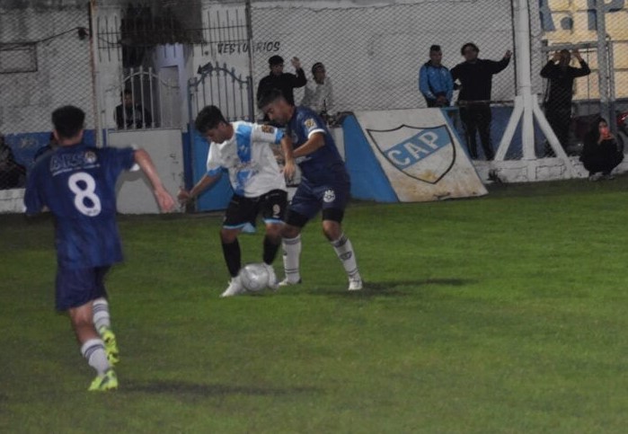 Lee más sobre el artículo Liga Nicoleña de Fútbol: Paraná obtuvo un gran triunfo ante Somisa