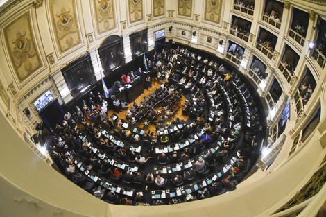 Lee más sobre el artículo La Legislatura bonaerense aprobó la ampliación de plazos electorales y el cierre de listas en PBA será el 19 de julio